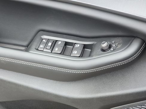 New 2025 Jeep Grand Cherokee Laredo w/ Luxury Tech Group I image 28