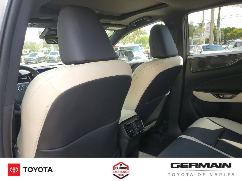 Used 2023 Lexus NX 350 AWD image 23