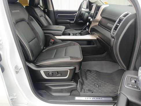 Used 2022 RAM 1500 Laramie image 29