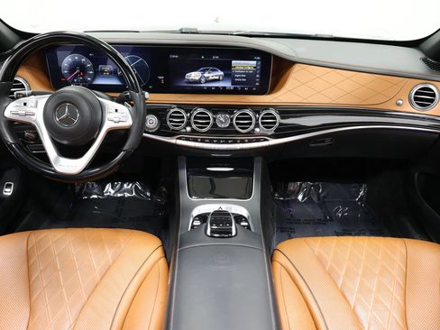 Used 2019 Mercedes-Benz Maybach S 560 4MATIC image 54