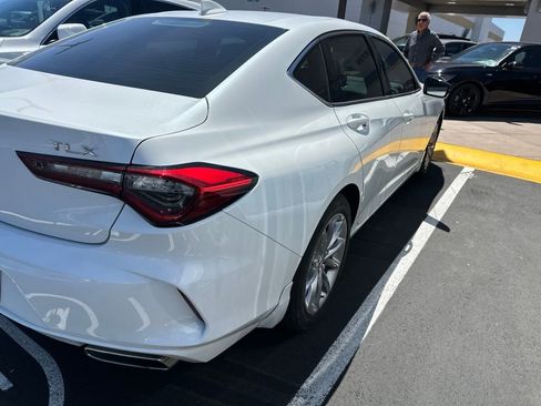 Used 2023 Acura TLX FWD image 5