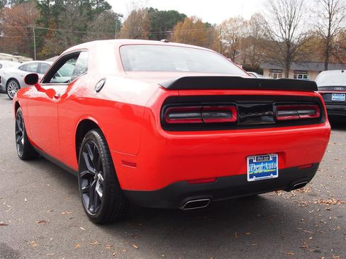 Used 2023 Dodge Challenger SXT w/ Blacktop Package image 3