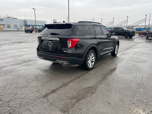 Used 2020 Ford Explorer XLT w/ Equipment Group 202A image 5