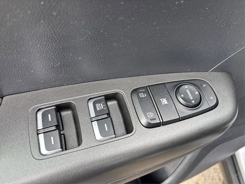 Used 2022 Kia Sportage LX FWD image 32