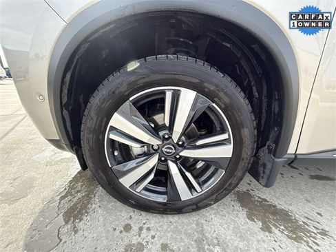 Used 2023 Nissan Rogue Platinum w/ Platinum Premium Package image 10