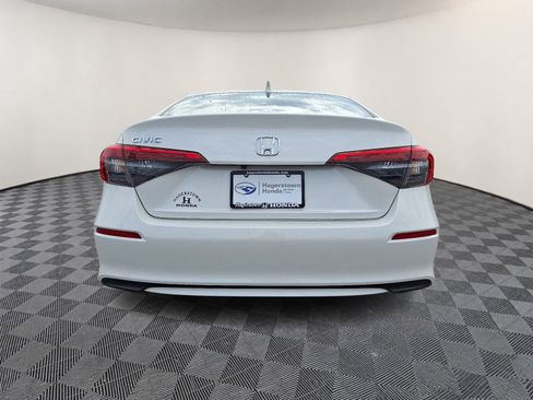 Used 2024 Honda Civic LX image 5