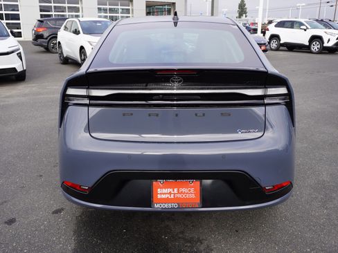 New 2026 Toyota Prius Plug-In Hybrid image 9