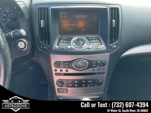 Used 2013 INFINITI G37 Journey w/ Premium Pkg image 21