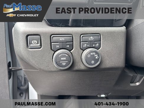 Used 2024 Chevrolet Silverado 1500 LT image 10