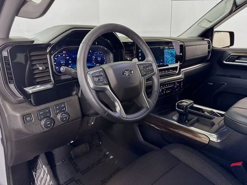 Used 2025 Chevrolet Silverado 1500 RST w/ All Star Edition Plus AWD/4WD image 9