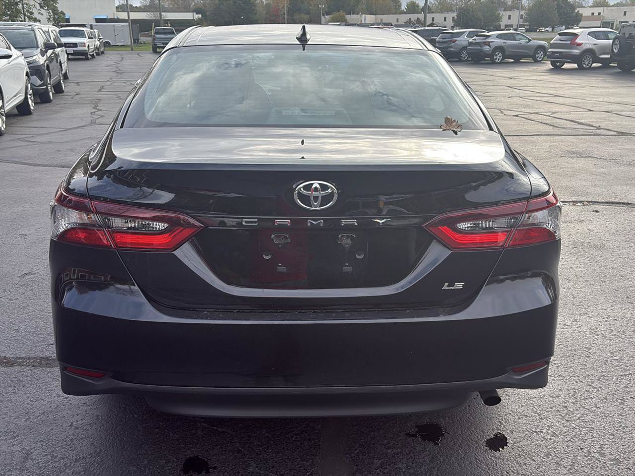 Used 2024 Toyota Camry LE FWD image 4