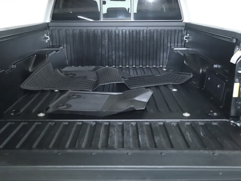 Certified 2023 Toyota Tacoma SR AWD/4WD image 28