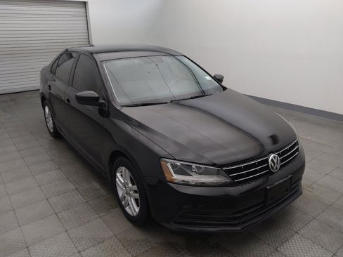 Used 2018 Volkswagen Jetta S w/ Cold Weather Package FWD image 13