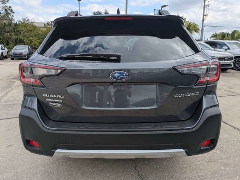 Certified 2025 Subaru Outback Limited image 5