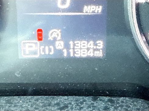 Used 2025 Subaru Forester Sport image 41