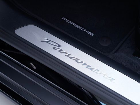 New 2026 Porsche Panamera image 14