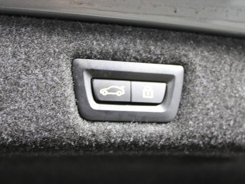 Used 2023 BMW 530e w/ M Sport Package image 37