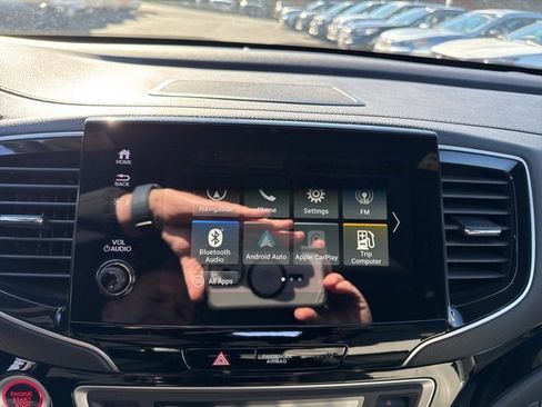 Used 2021 Honda Passport Touring image 17