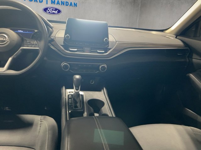 Used 2025 Nissan Altima 2.5 SV FWD image 23