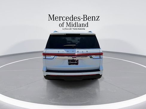 Used 2022 Lincoln Navigator Black Label AWD/4WD image 7