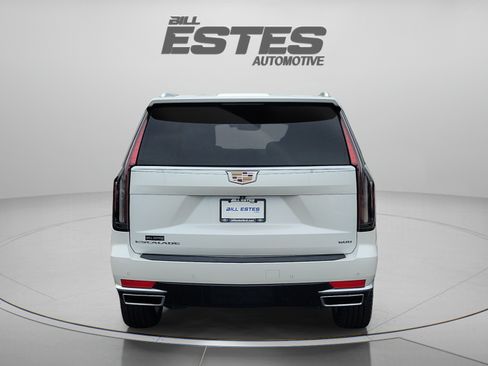 Used 2024 Cadillac Escalade Luxury w/ LPO, Floor Liner Package AWD/4WD image 3