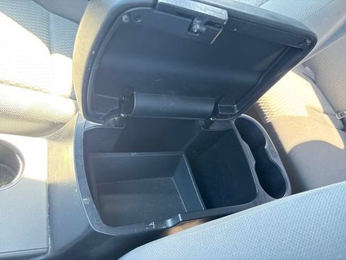 Used 2012 Toyota Tacoma 4x4 Double Cab w/ SR5 Pkg image 24