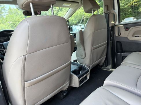 Used 2024 Honda Odyssey EX-L image 6