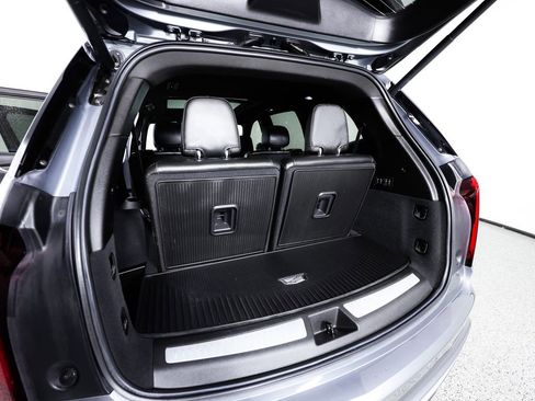 Used 2022 Cadillac XT6 Premium Luxury w/ Technology Package image 15