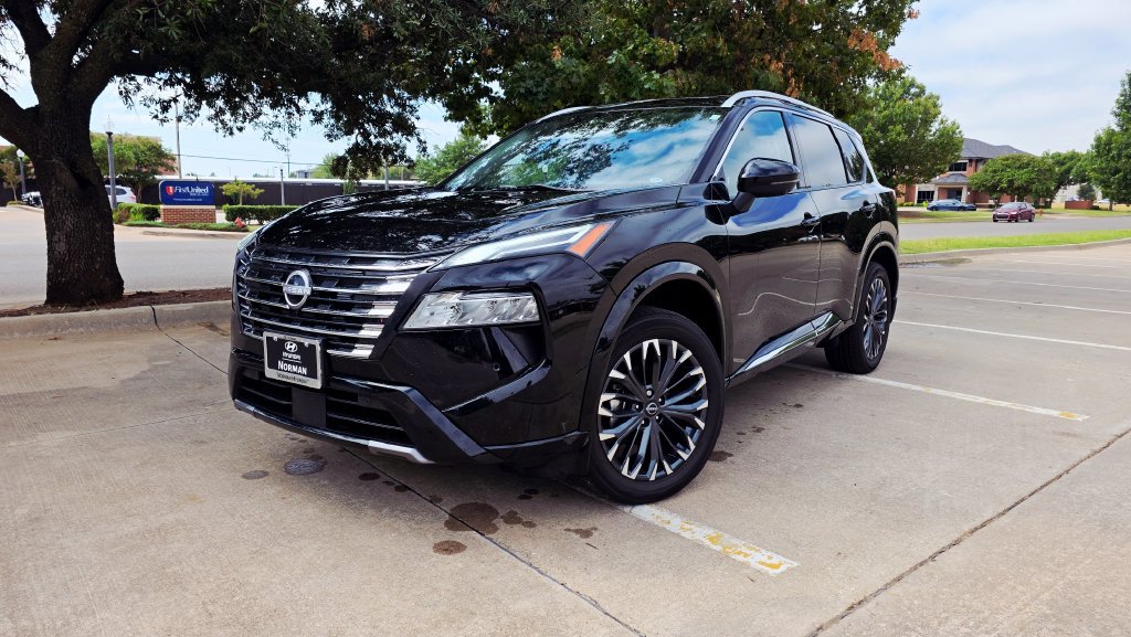 Used 2024 Nissan Rogue Platinum AWD/4WD image 7