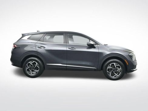 Used 2024 Kia Sportage LX AWD/4WD image 4