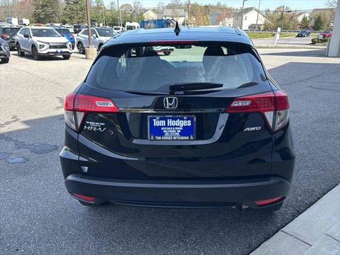 Used 2022 Honda HR-V LX image 5