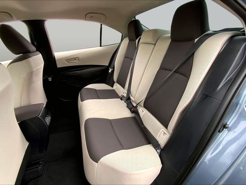 Used 2025 Toyota Corolla LE FWD image 20