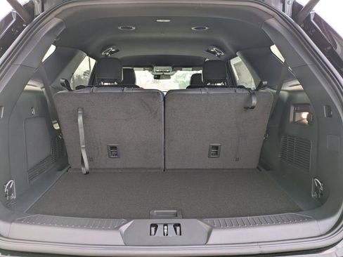 New 2026 Ford Explorer ST-Line w/ ST-Line Street Pack image 12