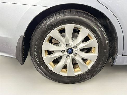 Used 2015 Subaru Legacy 2.5i Premium AWD/4WD image 33