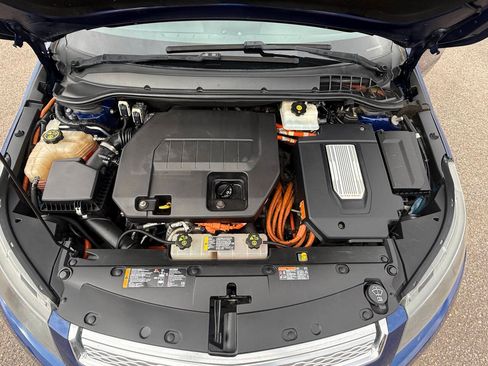Used 2013 Chevrolet Volt FWD image 26