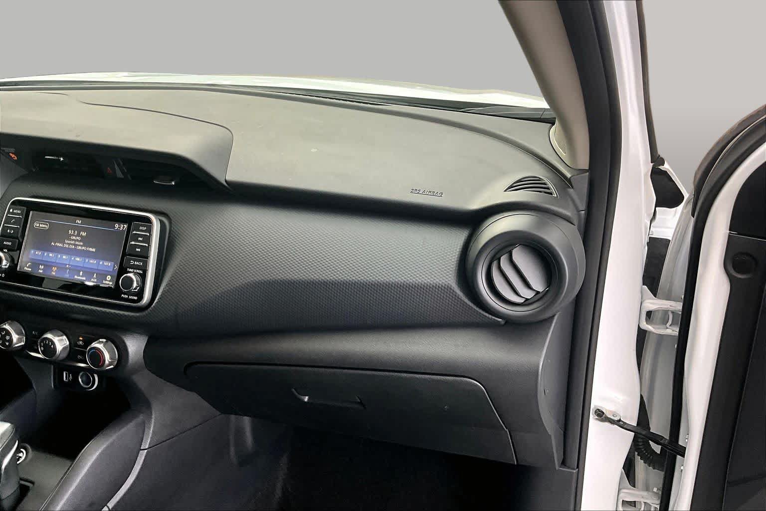 Certified 2024 Nissan Kicks S FWD image 18