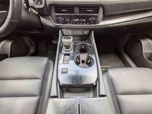 Used 2023 Nissan Rogue SV w/ SV Premium B Package FWD image 24
