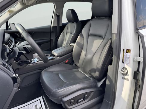 Used 2019 Audi Q7 3.0T Prestige image 12