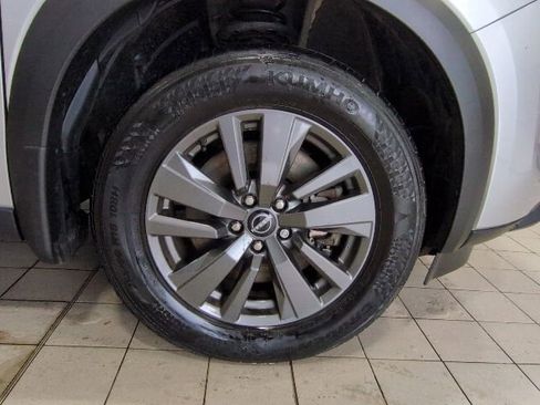 Used 2024 Nissan Pathfinder SV AWD/4WD image 27