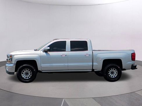 Used 2017 Chevrolet Silverado 1500 LT w/ All Star Edition RWD image 2