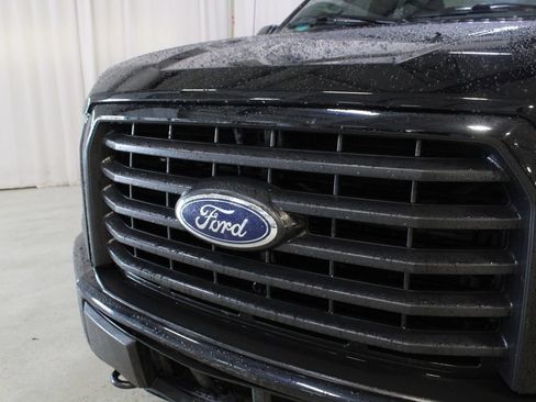 Used 2017 Ford F150 XLT w/ Equipment Group 301A Mid AWD/4WD image 30