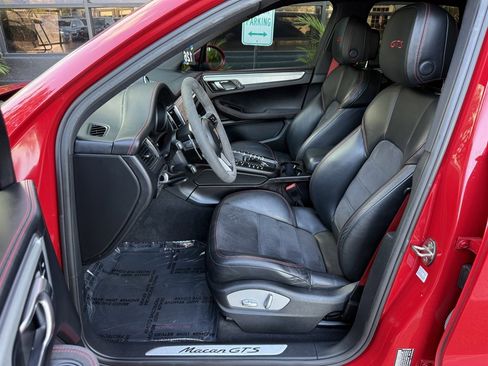 Used 2017 Porsche Macan GTS image 13