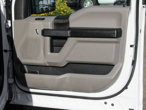 Used 2018 Ford F150 XL w/ Equipment Group 101A Mid image 40