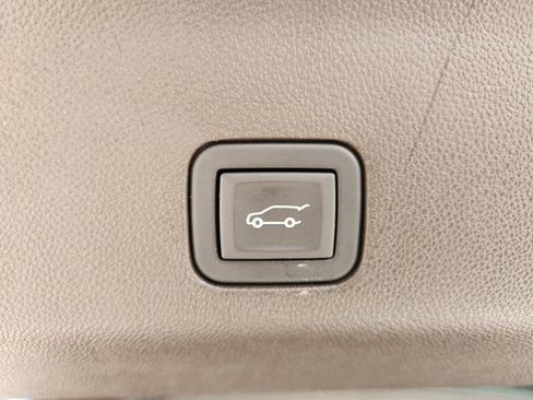 Used 2023 Chevrolet Tahoe LT w/ Luxury Package image 35