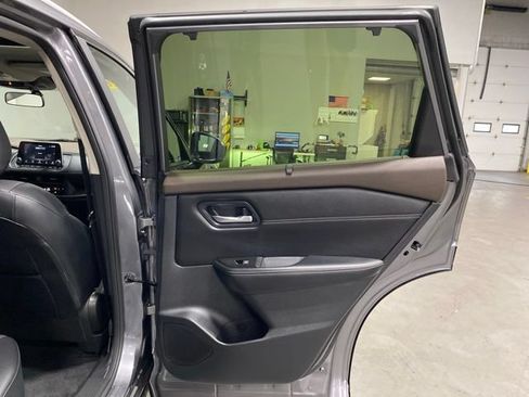Certified 2023 Nissan Rogue SV w/ SV Premium B Package AWD/4WD image 26