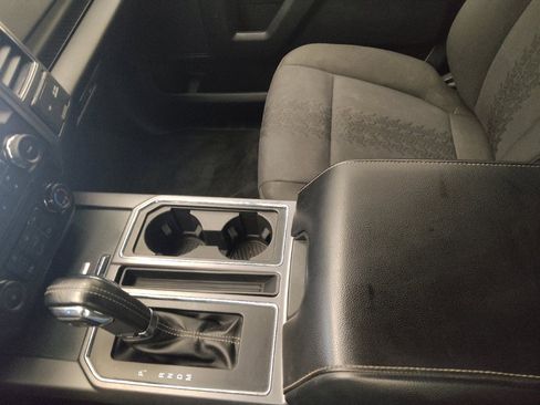 Used 2018 Ford F150 XLT w/ Equipment Group 302A Luxury AWD/4WD image 26