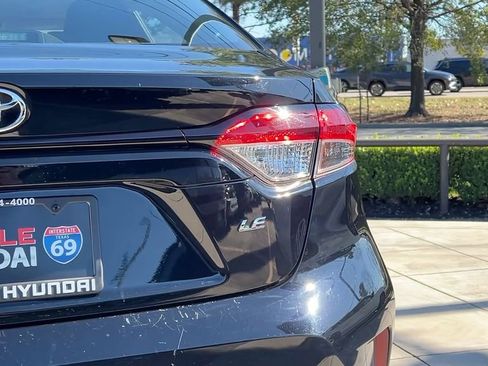 Used 2023 Toyota Corolla LE image 15