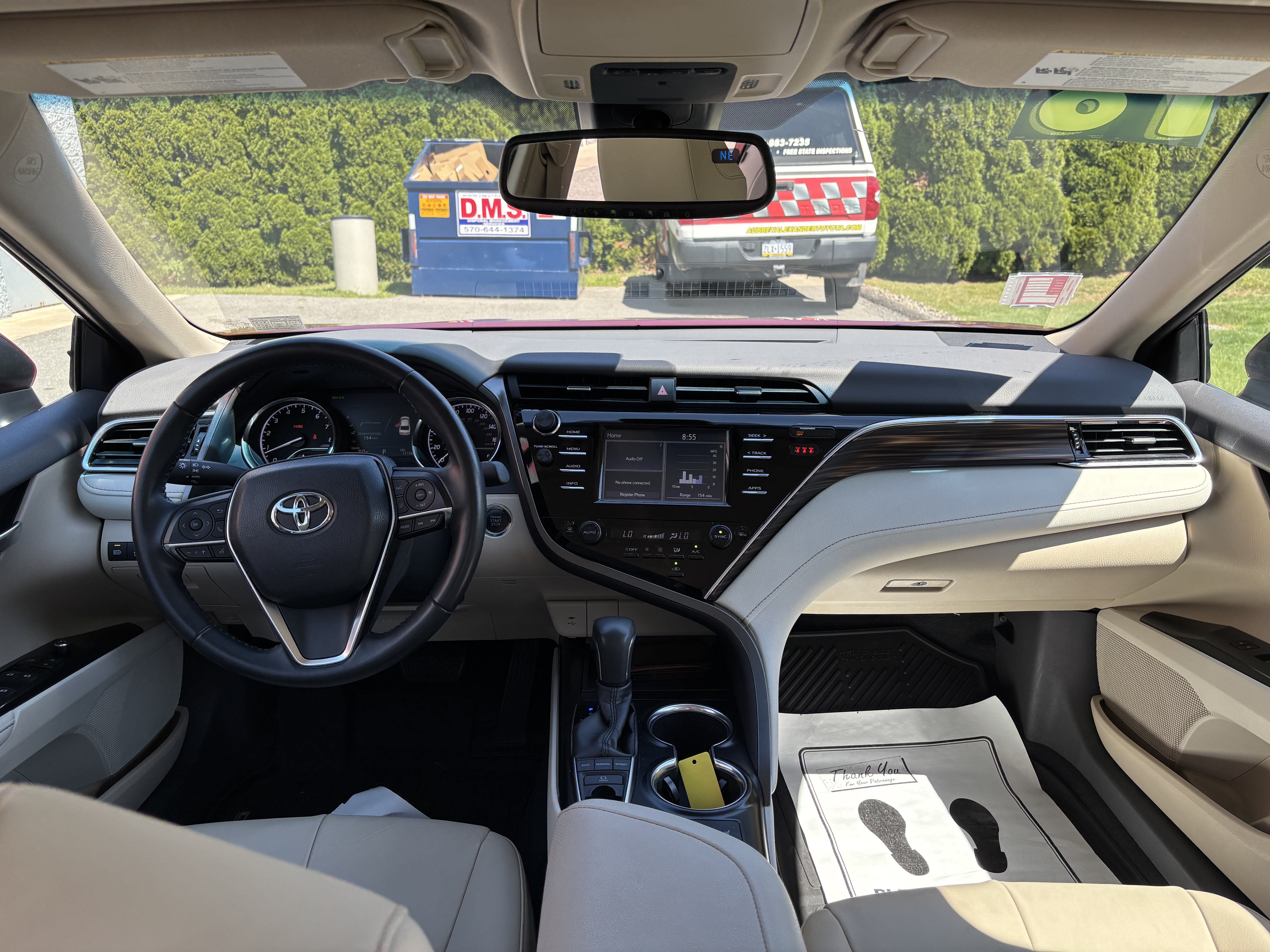 Used 2018 Toyota Camry XLE FWD image 15