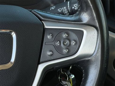 Used 2018 GMC Canyon SLT w/ Driver Alert Package image 15