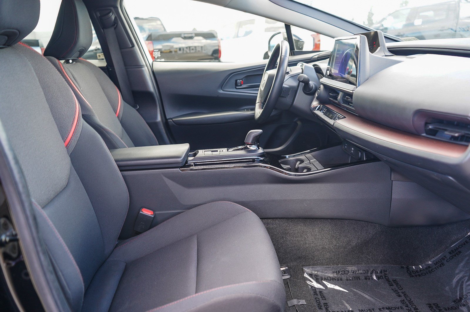 Certified 2024 Toyota Prius Prime FWD image 17